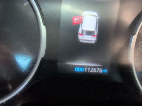 Used 2021 Toyota RAV4 LE image 11