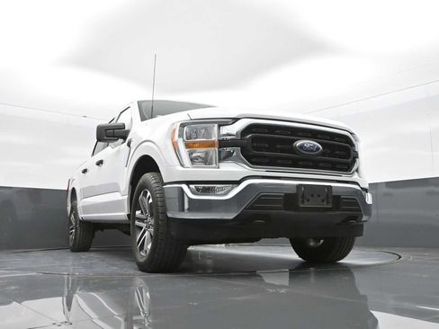 Used 2022 Ford F150 XLT image 30