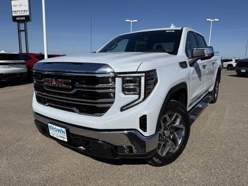 New 2026 GMC Sierra 1500 SLT image 2