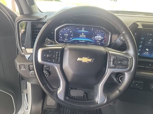 Used 2024 Chevrolet Silverado 3500 LT AWD/4WD image 24