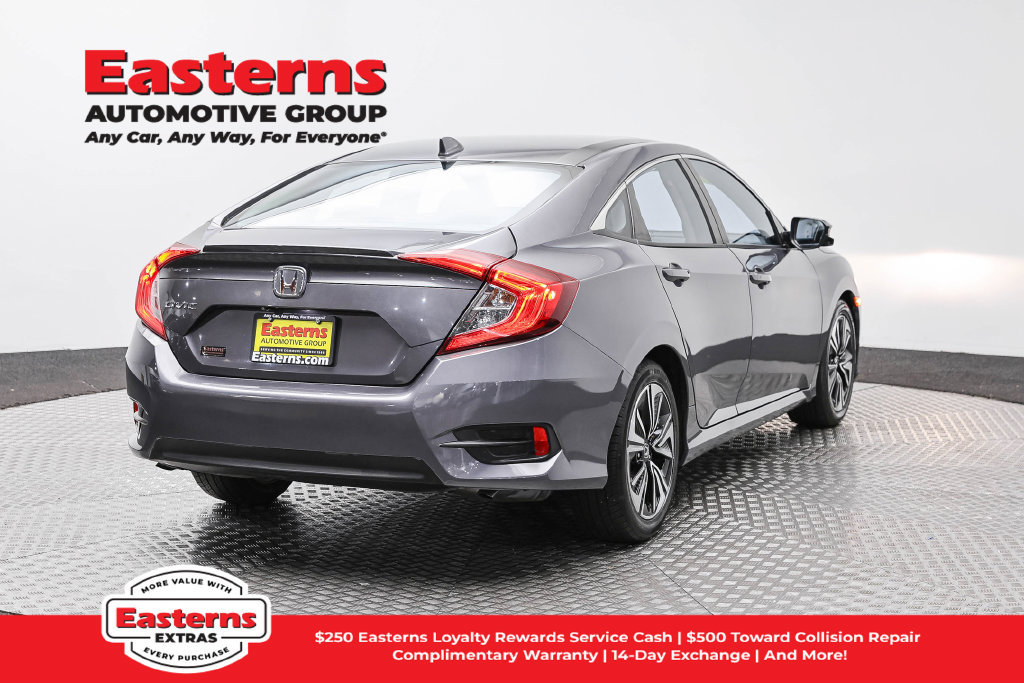 Used 2017 Honda Civic EX-T image 6