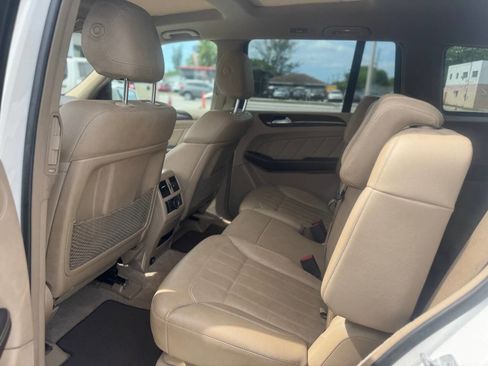 Used 2015 Mercedes-Benz GL 320 BlueTEC 4MATIC image 14