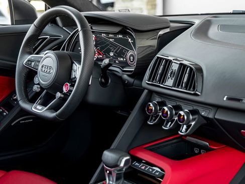 Used 2023 Audi R8 V10 performance image 30