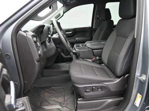 Used 2025 Chevrolet Silverado 1500 Custom image 36