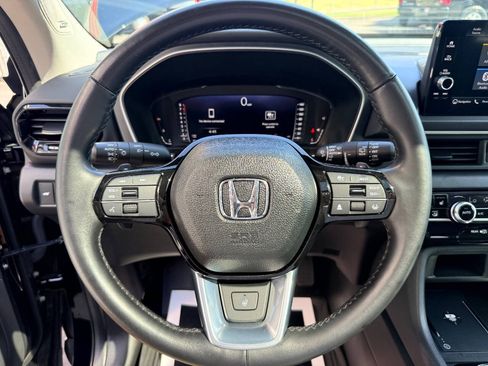 Used 2023 Honda Pilot Elite image 22