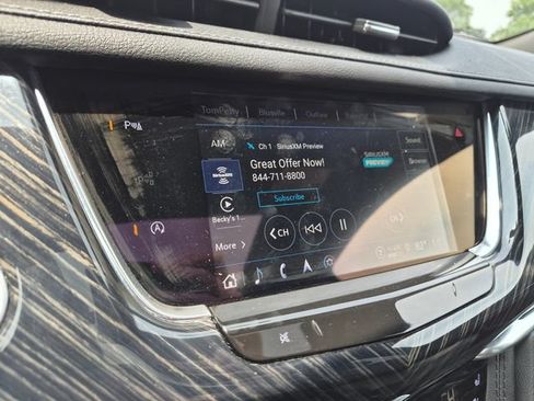 Used 2024 Cadillac XT6 Premium Luxury w/ LPO, Floor Liner Package AWD/4WD image 20