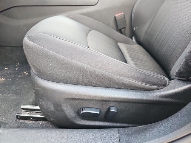 Used 2024 Nissan Altima 2.5 SV FWD image 12