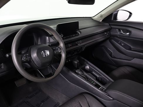 Used 2023 Honda Accord EX image 26