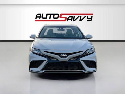 Used 2023 Toyota Camry XSE FWD image 2