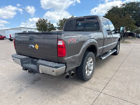 Used 2016 Ford F250 Lariat w/ Lariat Ultimate Package AWD/4WD image 7