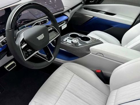 New 2026 Cadillac Optiq Sport 2 image 10