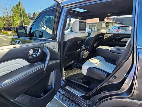 Used 2020 INFINITI QX80 Limited AWD/4WD image 32