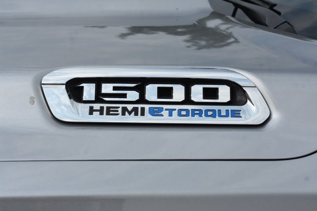 Used 2024 RAM 1500 Laramie RWD image 11