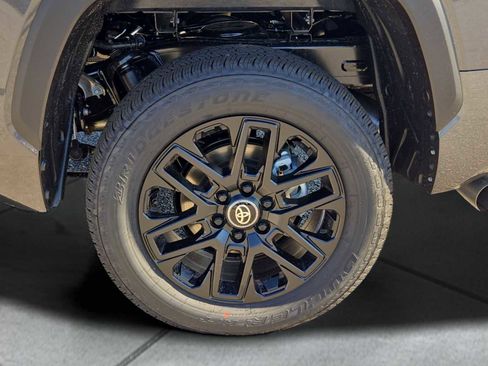New 2026 Toyota Tundra Limited AWD/4WD image 12