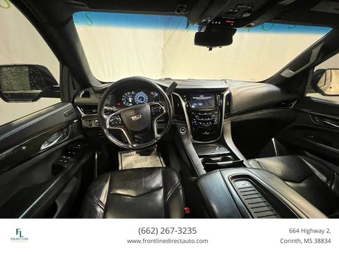 Used 2020 Cadillac Escalade Platinum RWD image 9
