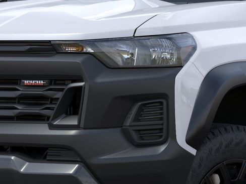 New 2026 Chevrolet Colorado Trail Boss AWD/4WD image 36