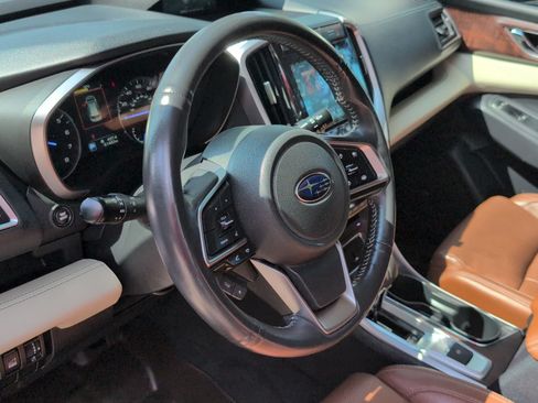 Used 2022 Subaru Ascent Touring AWD/4WD image 7