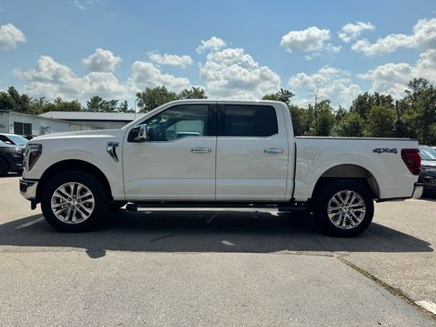Used 2025 Ford F150 Lariat w/ Equipment Group 502A High AWD/4WD image 8