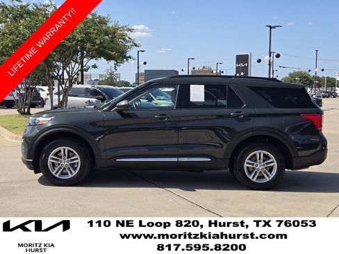 Used 2023 Ford Explorer XLT w/ Equipment Group 202A AWD/4WD image 12