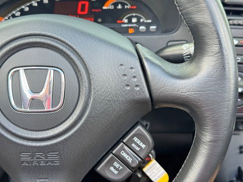 Used 2006 Honda S2000 image 17