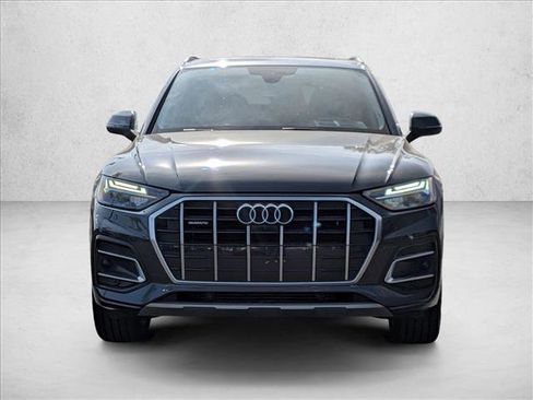 Used 2021 Audi Q5 Premium Plus w/ Premium Plus Package image 2