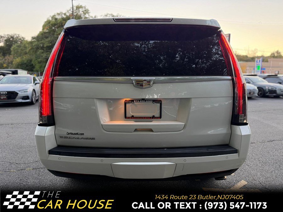 Used 2016 Cadillac Escalade Platinum AWD/4WD image 6