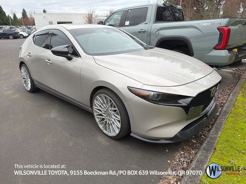Used 2023 MAZDA MAZDA3 Hatchback w/Premium Plus Pkg image 1