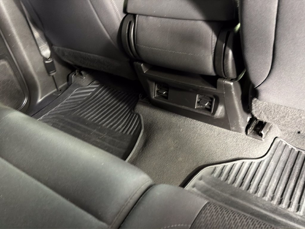 Certified 2021 Chevrolet Silverado 1500 Custom RWD image 28