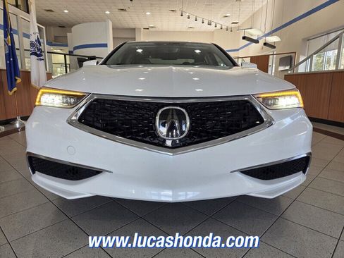 Used 2020 Acura TLX image 2