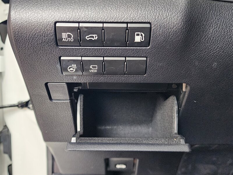 Used 2021 Lexus RX 450hL AWD w/ Premium Package image 32