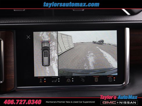 Used 2023 GMC Yukon Denali Ultimate image 18