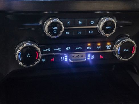 Used 2024 Ford F250 Lariat w/ Chrome Package AWD/4WD image 26