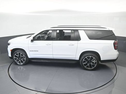 Used 2024 Chevrolet Suburban RST RWD image 54