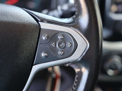 Used 2021 Chevrolet Colorado LT w/ LT Convenience Package image 18