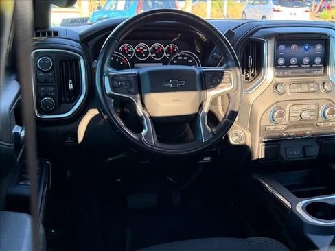 Used 2021 Chevrolet Silverado 1500 LT Trail Boss image 9