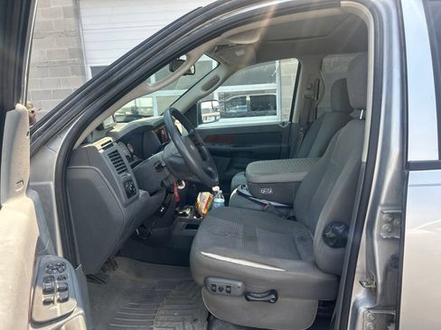 Used 2006 Dodge Ram 2500 Truck SLT w/ Light Group AWD/4WD image 9
