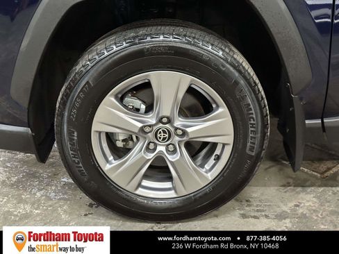Used 2025 Toyota RAV4 XLE w/ Convenience Package image 10