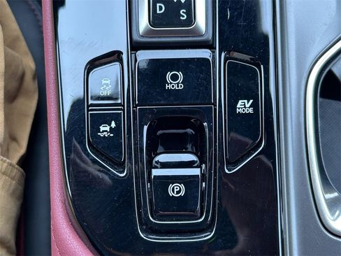 Used 2024 Lexus NX 300h AWD w/ Vision Package image 33