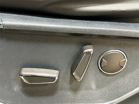 Used 2021 Ford F150 Lariat w/ Equipment Group 502A High image 22