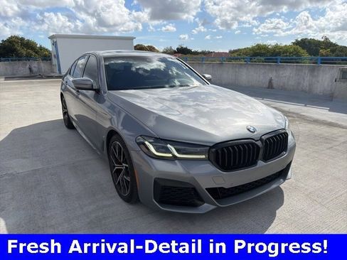 Used 2023 BMW 530i w/ M Sport Package image 3