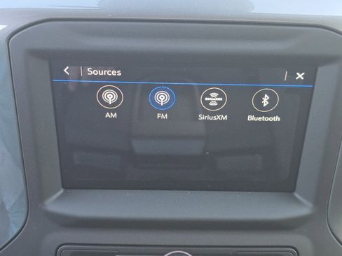 New 2026 GMC Sierra 2500 Pro w/ Convenience Package image 9