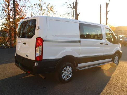Used 2024 Ford Transit 250 250 w/ Exterior Upgrade Package image 8