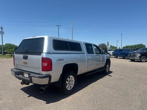 Used 2013 Chevrolet Silverado 2500 LTZ w/ LTZ Plus Package AWD/4WD image 5
