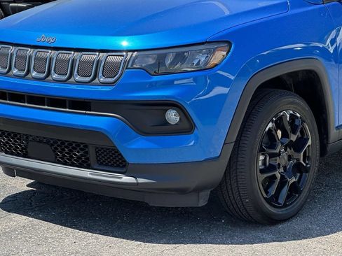 Used 2022 Jeep Compass Latitude AWD/4WD image 8