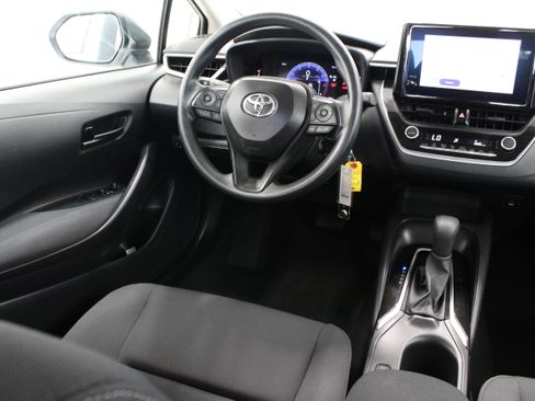 Used 2026 Toyota Corolla LE FWD image 27
