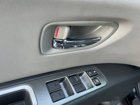 Used 2006 Subaru Tribeca image 22