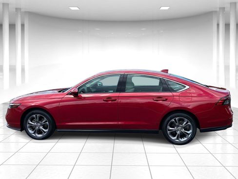 Certified 2024 Honda Accord EX image 5