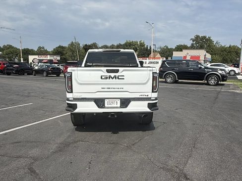 Used 2022 GMC Sierra 2500 AT4 AWD/4WD image 16