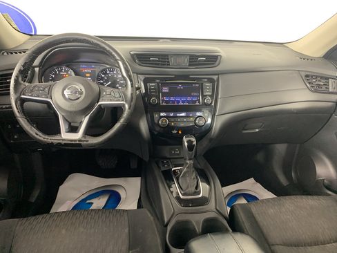 Used 2020 Nissan Rogue SV w/ Premium Package FWD image 31