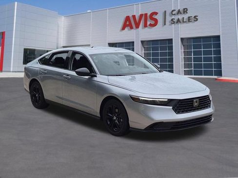 Used 2025 Honda Accord SE image 3